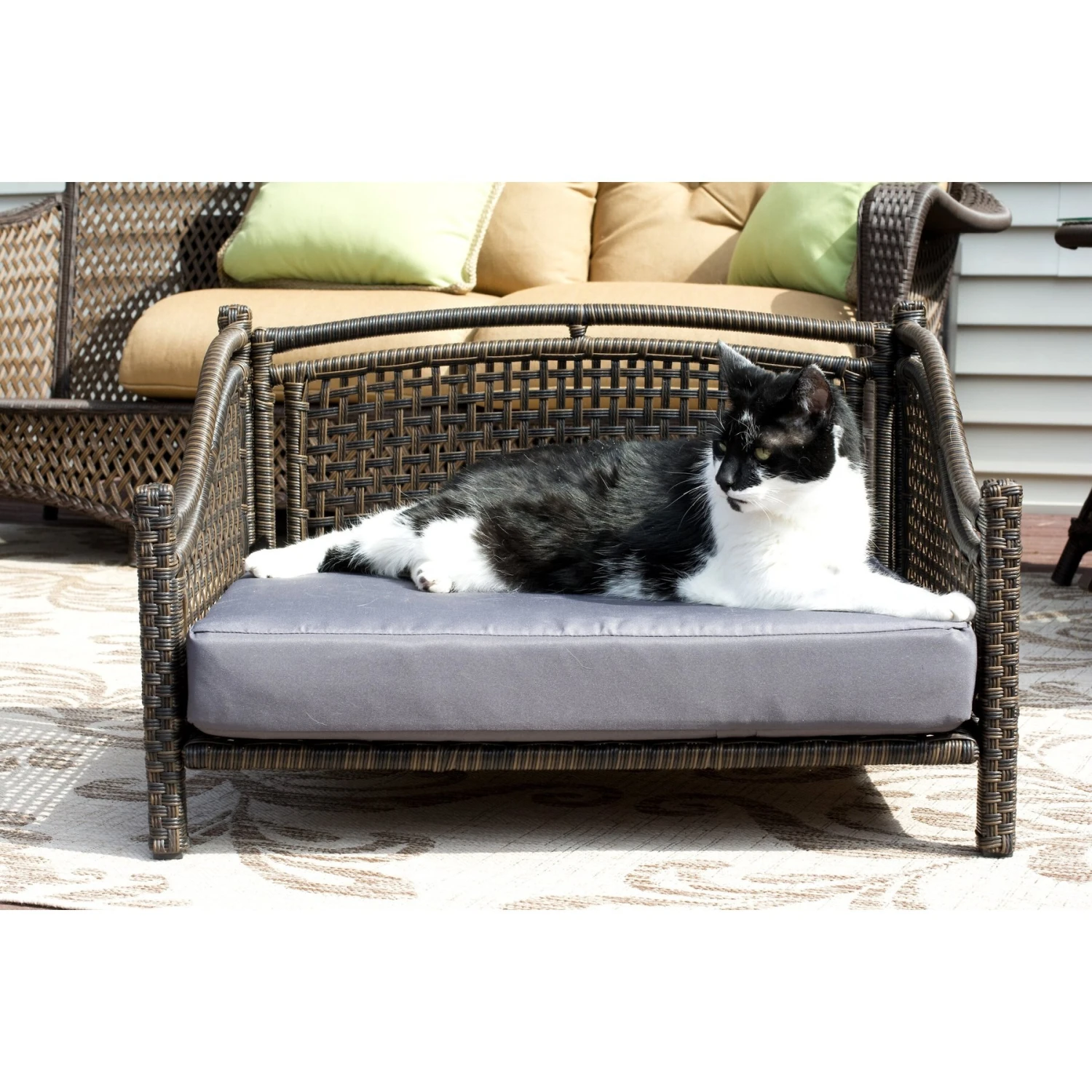 Iconic Pet Maharaja Rattan Sofa Cat & Dog Bed With Removable Cover, Caramel & Mocha - Image 4
