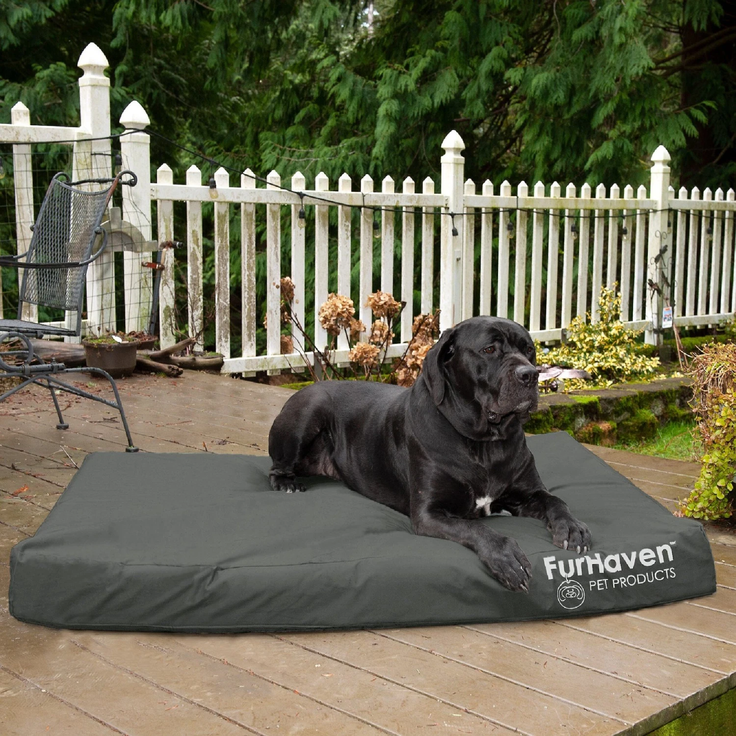 FurHaven Deluxe Oxford Memory Foam Indoor/Outdoor Dog & Cat Bed With Removable Cover