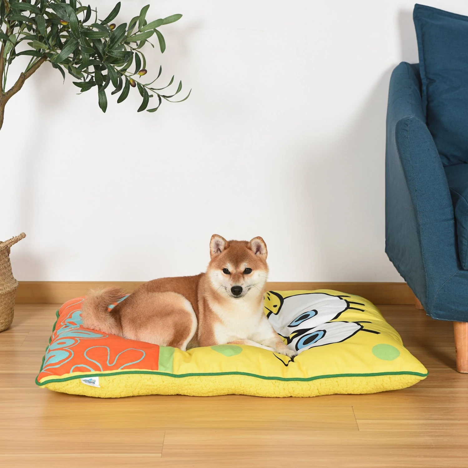 Fetch For Pets Spongebob Sponge-Bob Napper Dog Bed, Yellow - Image 6