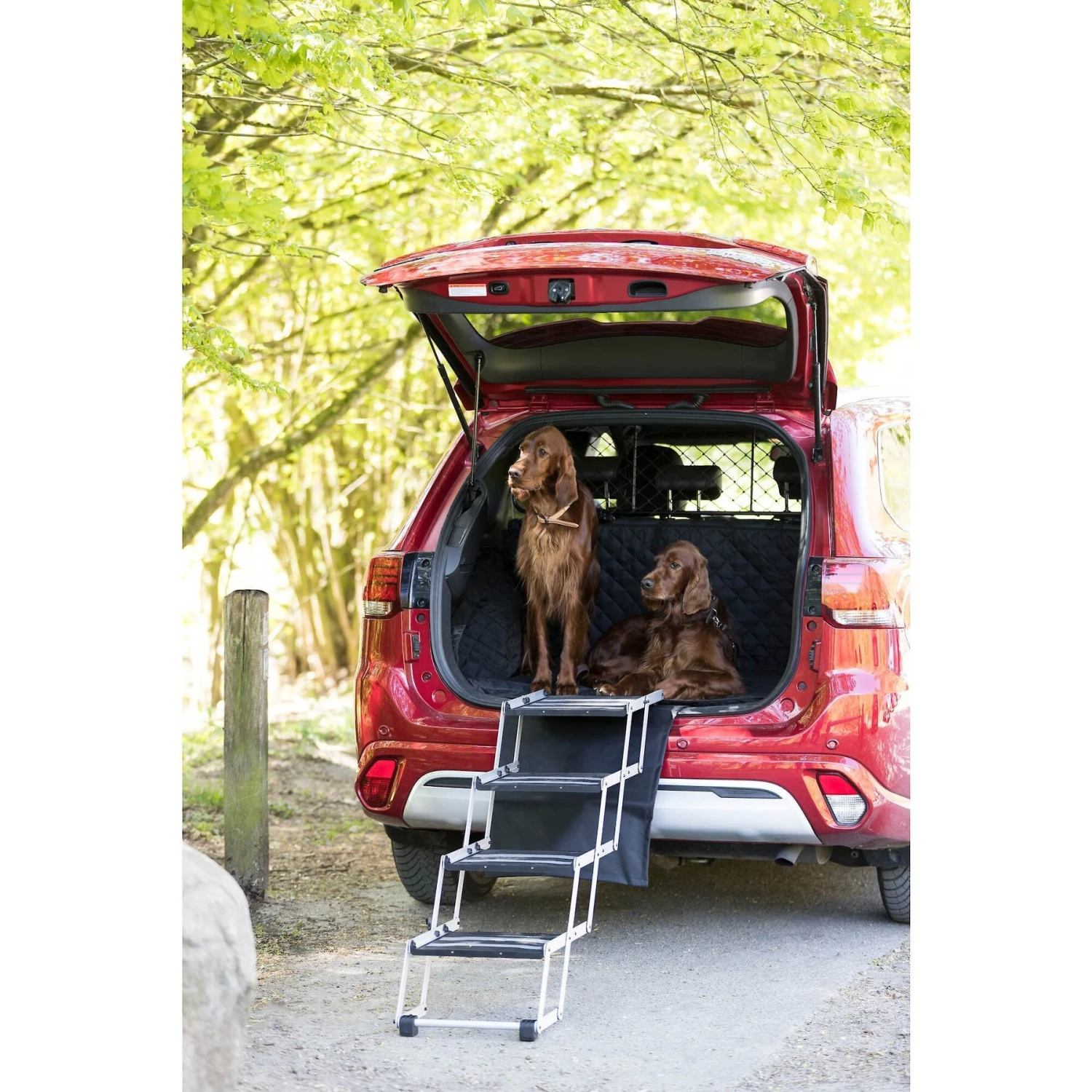 TRIXIE Heavy Duty 4-Step Foldable Dog Stairs, Silver/Black - Image 2