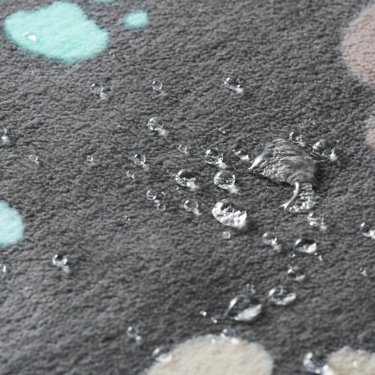 Allisandro Triple Layer Tech Waterproof Dog & Cat Blanket - Image 6