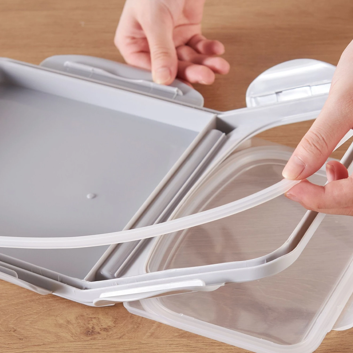 Hanamya Container With Measuring Cup Dog & Cat Food Storage - Image 8