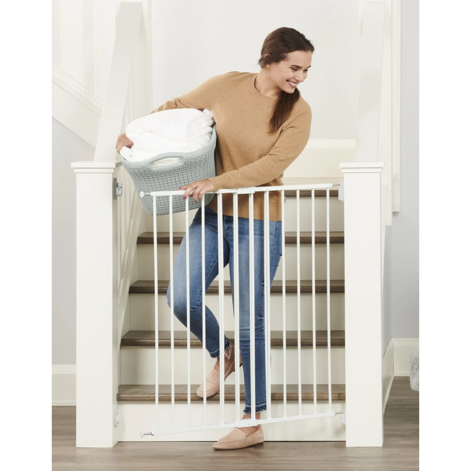 Regalo Pet Products Extra Tall Top Of Stair Dog Gate - Image 2